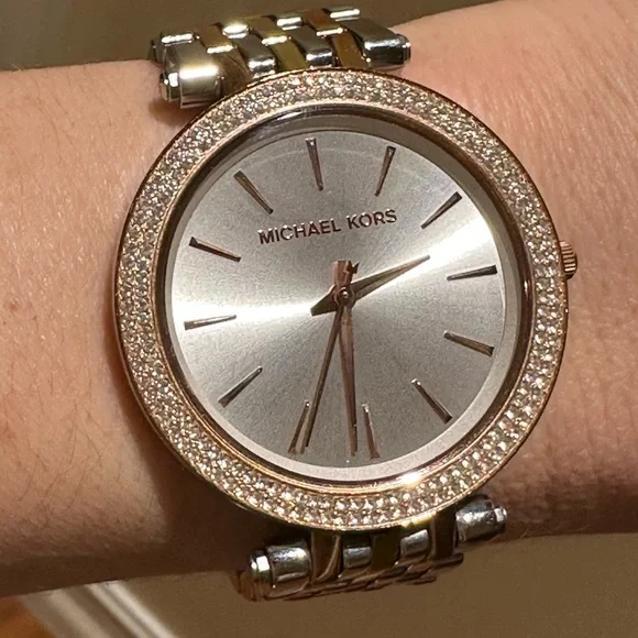 Michael Kors | Accessories | Michael Kors Darci Tricolor 3  display picture 1